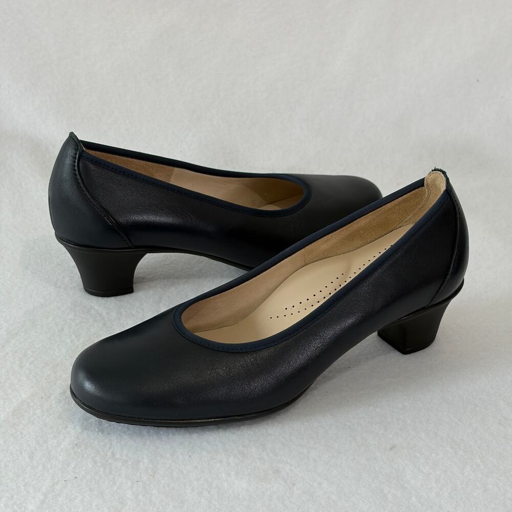 SAS Dress Shoes Womens 7.5 Dark Blue Block Low Heel Round Toe Cushioned Comfort
